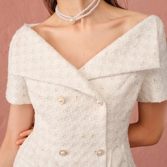 White Elegant Women's Autumn Romantic Apricot Exquisite Pearl Buttons Dress - Picture 2 of 8